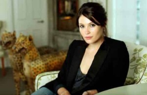 杰玛·阿特登【英国女演员、制作人】 – 人物百科