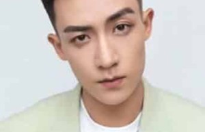 谷嘉诚【中国内地男歌手、演员，中国男子演唱团体X玖少年团成员】 – 人物百科