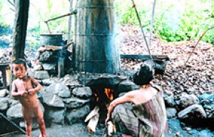 独龙族男服是什么样的 独龙族女服是什么样的_民俗文化 菊江历史网