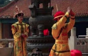 乾隆祭拜孔子迟迟不跪，和珅做了什么让乾隆立马下跪？_帝王野史 菊江历史网