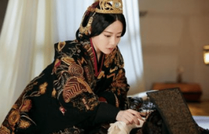 华阳夫人是什么身份？吕不韦为何与她结成同盟？_秦朝历史 菊江历史网