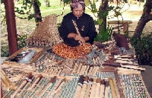 印度尼西亚的昂格隆有什么样式？印度尼西亚昂格隆的由来_民间艺术 菊江历史网