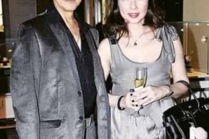 寇鸿萍【中国香港

职业模特、主持人】 – 人物百科