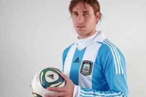 卢卡斯·比格利亚【阿根廷和意大利双重国籍的足球运动员】 – 人物百科