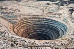 苏联挖地球发现什么东西（为什么不继续挖了）_世界近代史 菊江历史网