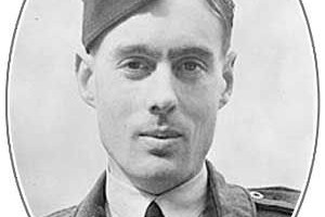 伦纳德·切希尔【英国皇家空军王牌飞行员、慈善家】 – 人物百科