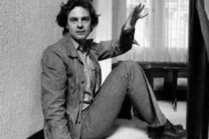 帕特里克·莫迪亚诺简介，如何评价莫迪亚诺_世界近代史 菊江历史网