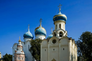 克利尼修道院是罗曼式修道院的重要代表之一，强调人类理性、文化成就和审美意识_世界古代史 菊江历史网