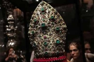 作为宗教和权力的产物，祖母绿为何被称作欧洲宝石文化的源头_世界古代史 菊江历史网