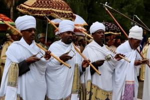 埃塞俄比亚的传统服饰与装饰_世界古代史 菊江历史网