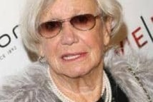 安·罗斯【美国女服装设计师】 – 人物百科