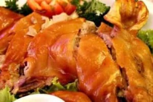 彝族饮食，彝族特色菜是什么风味血大肠很独特_民俗文化 菊江历史网