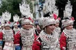 苗族服饰文化，苗族服饰有着怎样的社会价值_民俗文化 菊江历史网