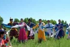 维吾尔族音乐，草原上的维吾尔族音乐文化_民俗文化 菊江历史网