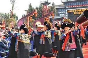 彝族节日，彝族“阿卑”狂欢节是一个什么样的节日_民俗文化 菊江历史网