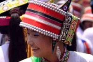 彝族服饰，彝族撒尼服饰有什么特点_民俗文化 菊江历史网