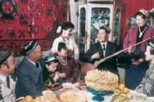 为何维吾尔族的男子和女子有着不同的礼节_民俗文化 菊江历史网