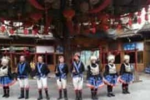 瑶族服饰，“白裤瑶”与“红瑶”的服饰特点是啥_民俗文化 菊江历史网