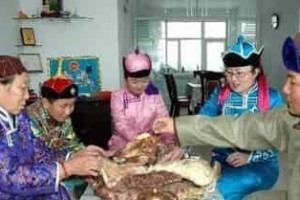 蒙古族饮食，蒙古族酒文化有什么习俗与礼节_民俗文化 菊江历史网