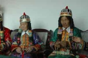 蒙古族服饰，蒙古族刺绣的起源和发展介绍_民俗文化 菊江历史网