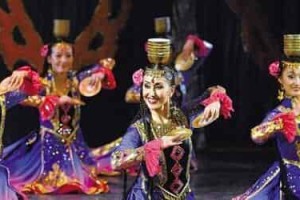 蒙古族舞蹈，蒙古族的顶碗舞有什么特色_民俗文化 菊江历史网