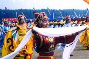 蒙古族礼仪，蒙古族的哈达有什么文化内涵_民俗文化 菊江历史网