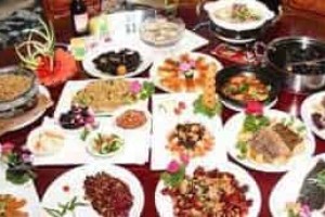 白族的宴席的主角是啥，为何是八碗一座盘_民俗文化 菊江历史网