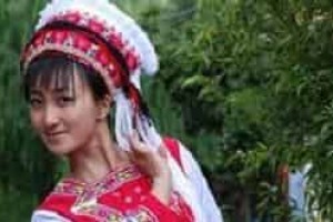 为何说白族服饰是充满风花雪月的色彩_民俗文化 菊江历史网