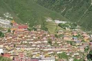 哈尼族人们为何喜欢住在向阳的山坡上_民俗文化 菊江历史网