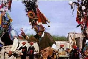 藏族习俗，藏族的丧葬习俗有什么特点_民俗文化 菊江历史网