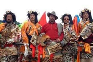 藏族服饰，藏族男性服饰分为哪几类_民俗文化 菊江历史网