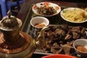 藏族饮食，藏族的饮食习惯有什么特点_民俗文化 菊江历史网