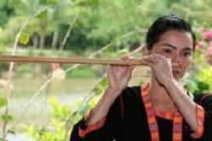 黎族传统乐器鼻箫有何历史，又是怎样演奏的 菊江历史网