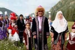 哈萨克族有着怎样特殊的家庭制度 菊江历史网