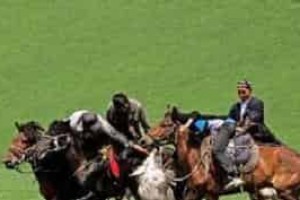 哈萨克族的传统运动叼羊是怎样玩的 菊江历史网