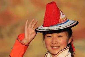 裕固族红缨帽子的由来，裕固族女子为什么要戴帽子 菊江历史网