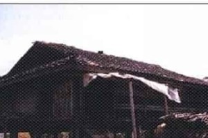 德昂族的民风民俗：诸葛亮的帽子德昂族的房 菊江历史网