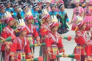 赫哲族历史渊源，赫哲族的历史发展 菊江历史网