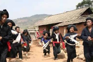 布朗族婚嫁有什么要求，布朗族的贺新房仪式 菊江历史网