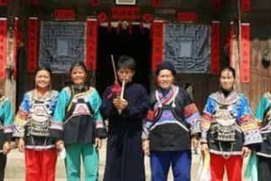 畲族服饰，畲族服饰文化的历史发展和演变 菊江历史网