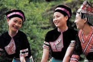 畲族服饰，畲族服饰的图案来自于哪里 菊江历史网