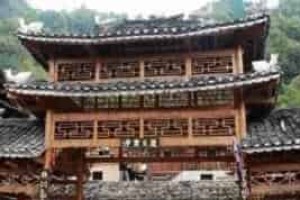 揭秘水家木楼：最具特色的水族民居 菊江历史网
