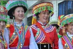 傈僳族服饰，傈僳族女子的服饰有什么特点 菊江历史网