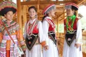 傈僳族服饰，傈僳族女性服饰有什么发展变化 菊江历史网