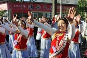 傈僳族舞蹈，傈僳族的刮克舞有什么特色 菊江历史网