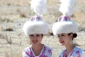 柯尔克孜族人是不是实施一夫一妻制吗， 菊江历史网