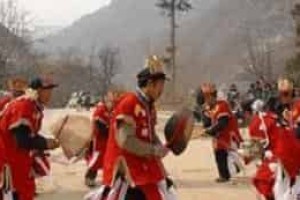 羌族习俗简介，羌族民间活动接龙是怎样的 菊江历史网