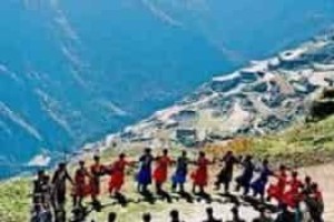 羌族舞蹈，羌族的羊皮鼓舞和萨朗是怎样的 菊江历史网