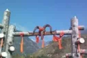 羌族门口为什么挂裸培画像，有何传说 菊江历史网