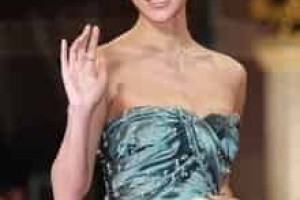 莫小棋【莫小奇，原名王萌萌，曾用名莫麒，中国内地女演员、主持人、制片人】 – 人物百科